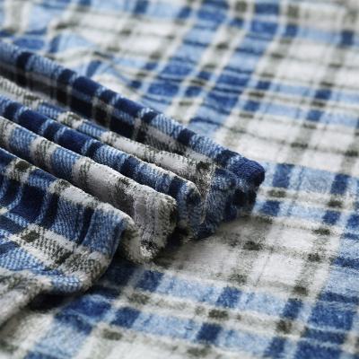 China Flannel Winter Factory Animated Warm Soft Cozy Outlet Dog Custom Small Throw Blanket 130*150cm for sale