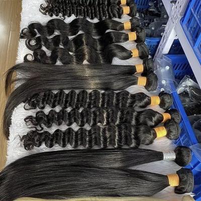 China Brazilian Curly Straight Hair Bundles Body Wave Hair Bundles 100% Raw Indian Wholesale Indian Straight Silky Straight Double Wave Hair Bundles High Quality for sale