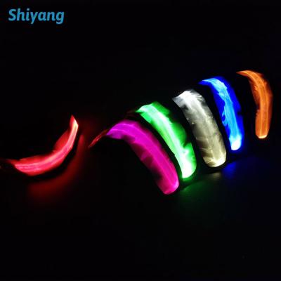 China Running Safety LED Arm Bands Runner Running Light Flashing Reflective Light LED Armband Safety Running Up LED Armband for sale