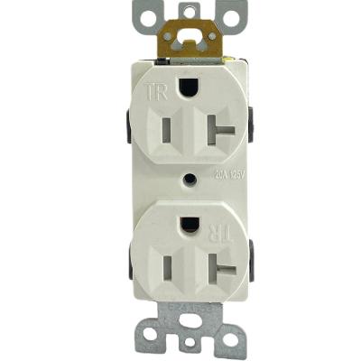 China New Smart 20 Amp 125V Duplex Standard Residential / General Purpose AC Quadruple NEMA 5-15R Tamper Resistant Wall Outlet Plug Receptacle U L Listed for sale