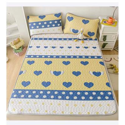 China High quality cartoon latex ice non-slip pad covers thickened, foldable and washable three-piece sets for bed room. for sale