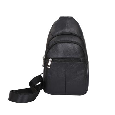 China Fashionable Daily Head Large Capacity Messenger Bag Leather Travel Carry On Shoulder Bag for sale