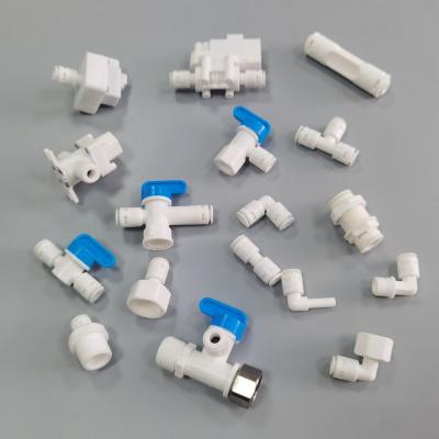 China RO Spare Parts Quick Connector Water Connector Elbow Tube Connector Plastic Quick Connect Water Hose Fittings for sale