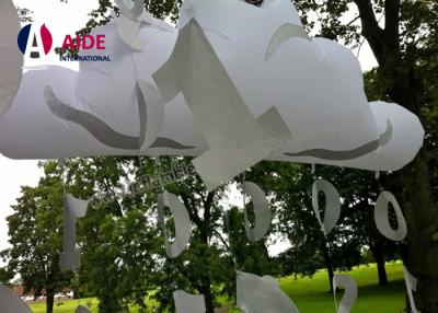 China Globos inflables modificados para requisitos particulares al aire libre de la nube del PVC de la decoración del partido con la luz del LED en venta