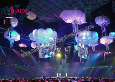 China La nube blanca forma la decoración inflable de la etapa, techo interior explota la luz en venta