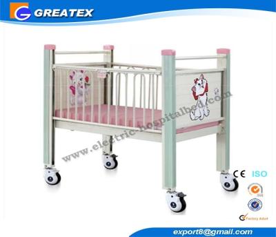 China Flat Hospital Baby bed , Children Furniture Pediatric Bed With Wheels for sale