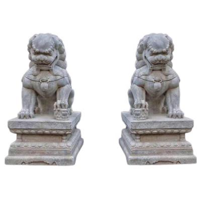 China Traditional High Quality Hand Carved Stone Lion Statues For Sale for sale