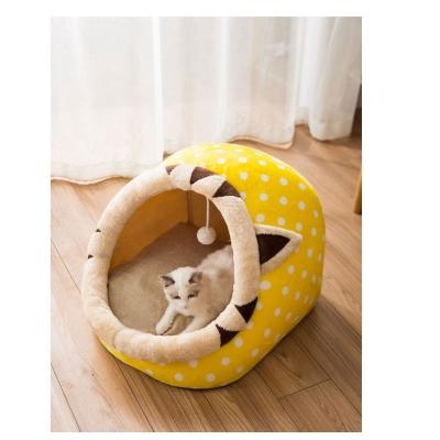 China Pet Factory Wholesale Warm Cute And Warm Luxury Cat Plush Dog Bed for sale