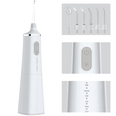 China 2000mAh Li Ion Rechargeable Oral Irrigator Cordless Water Flosser IPX7 for sale