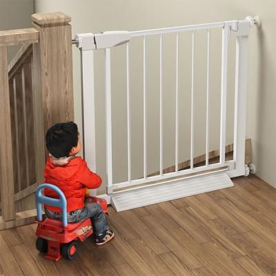 China White Color Door Barrier Baby Gates For Stairs & Doorways, Pressure Mounted Baby Safety Gates BG01-W for sale