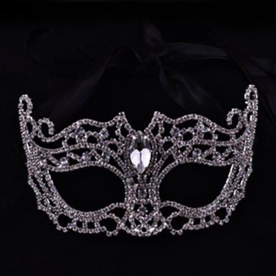 China Fashion Full Metal Crystal White Carnival Rhinestone Mask Decor For Party for sale