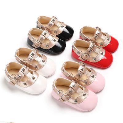 China WONBO Anti-odor Baby Princess Shoes Infant Girls Rivet T-strap First Walking Baby Shoes Fashion Shoes For Babies for sale