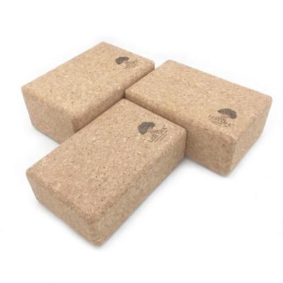 China Eco-Friendly Composition Large Cork 3.5x5.5x9 Cork Grain Fitness Yoga Brick Cork Yoga Block for sale