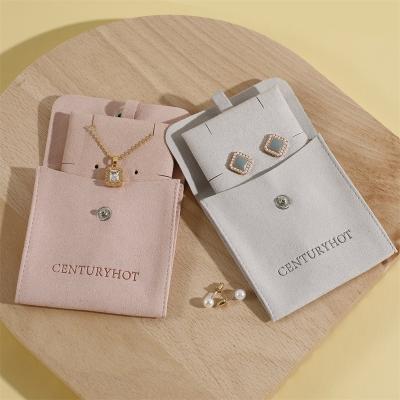 China Custom Logo Ivory Suede Jewelry Earring Pouch Jewelry Package Pouch With Box And Insert Protection Microfiber Suede Jewelry Pouches for sale