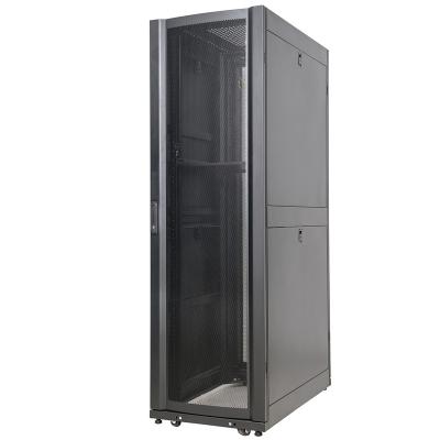 China Cold Rolled Steel 42u Mesh Network Server Rack , Rack Mounted Server for sale