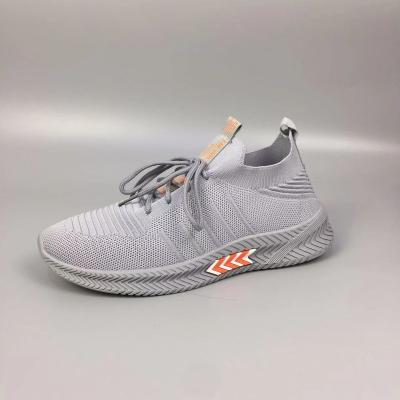 China Fashion Trend 129 19 Factory Price New Men's Breathable Walking Shoes for sale