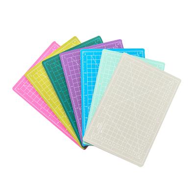 China Cutting Chinese Wholesale Student Stationery Artist Tool Plastic Cut Mat for sale