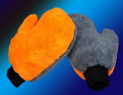 China Reinforced Double Sided Reinforced Coral Fleece Bear Paw Thumb Wash Mitt for sale