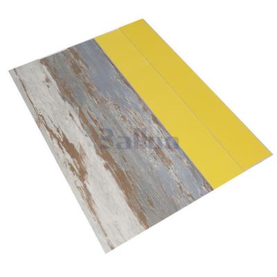 China Modern Anti-Slip Plastic Interlocking Wood Texture SPC Flooring for Easy Installation for sale