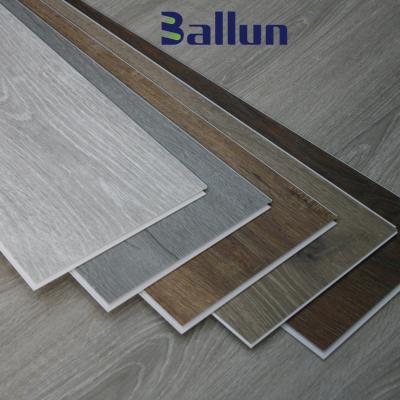 Cina 1220*170mm/1220*199mm SPC Vinyl Flooring Planks Clicca con spessore personalizzato di 8 mm in vendita