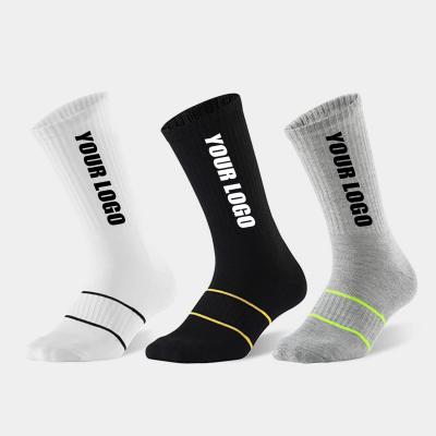 China QUICK DRY Custom Logo Fashion Clean Cotton No Minimum Order Embroidery Design Jacquard Men's Sports Crew Short Stocking Socks for sale