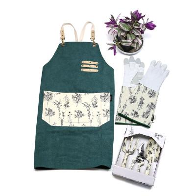 China Gardening 5 Pieces Floral Printed Tool Kit Outdoor Garden Gloves Kit Apron Scissor Rake Shovel for sale