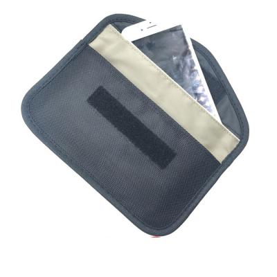 China Fashion Faraday Cage Protector Faraday Bag For Keyless Car Keyless FOB Signal RFID Blocking Anti Theft Faraday Car Key Pouch for sale