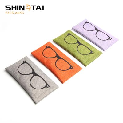 China Pack glasses or others a variety of ways to seal sunglasses pockets, canvas material glasses pockets sunglasses pocket for sale