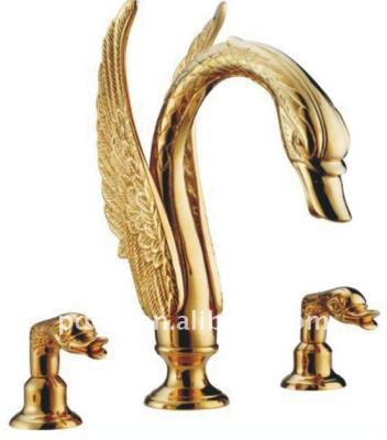 China Contemporary 3 Hole Golden Swan Deck-Mounted Basin Faucet for sale