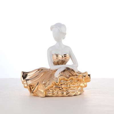 China Minimalist European luxurious woman in dress modern nordic ceramics decorations for home for sale