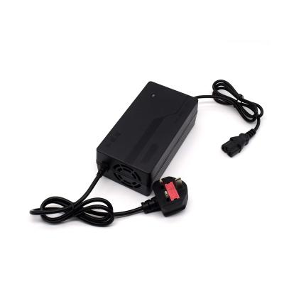 China Electric Golf Cart Electric Vehicle 12V 10A Lead Acid Battery Charger For Glof Cart for sale