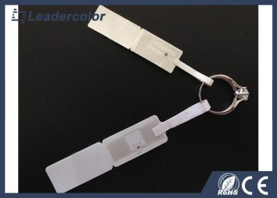 China La frecuencia ultraelevada electrónica RFID marca con etiqueta en la joyería, etiqueta antirrobo reutilizable de la etiqueta de la frecuencia ultraelevada RFID Jewellry en venta