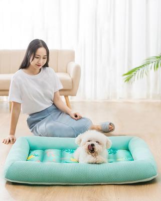 China Factory Direct Selling Breathable Small Dog Durable Waterproof Non-Toxic Cats Bed Pet Cooling Mat for sale