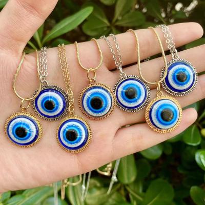 China FASHIONABLE Wholesale Multicolor Devil's Eye Blue Chain Necklace Factory Wholesale Variety Eye Necklace Alloy Copper Diamond Necklace for sale