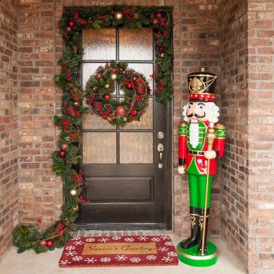 China Outdoor Soldier Statue Europe Christmas Ornaments Resin Fiberglass Nutcracker Sculpture for sale