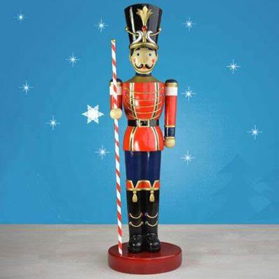 China Europe Toy Fiberglass Nutcrackers Soldier Statue Giant Christmas Ornament 2020 Decoration for sale