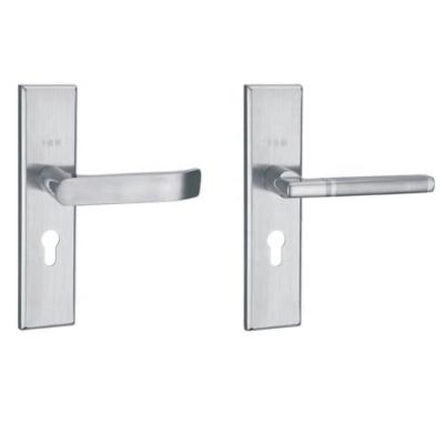 China Modern High Quality Interior Lever Type Stainless Steel Handle Bar Solid Door Handle for sale