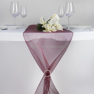 China Beautiful Decoration Factory Wholesales Burgundy Organza Table Runner With Buckle For Wedding for sale