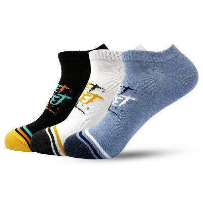 China Sporty Best and Cheapest Mens Socks Solid Color Mens Cotton Socks for sale