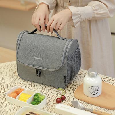 China Shape new heat insulation bag the large capacity lunch box portable aluminum foil thick lunch box bag for sale