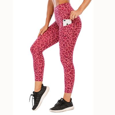 China Custom Women's Seamless Yoga Leggings Gym Fitness Workout Breathable Unique Shiny Animal Print Sports Tights for sale