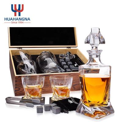 China New Classic/Postmodern In Handrail Crafted Cooling Twist Liquor Rocks Stones Bourbon Scotch Whiskey Decanter Set For Birthday Anniversary Gift for sale