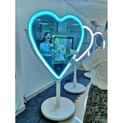 China Indoor Heart Round Mirror Booth, Self Service Photo, Touch Screen Photo Booth Software for sale