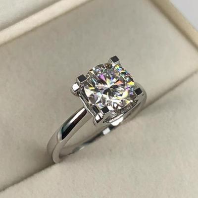 China CLASSIC Engagement Ring Moissanite 1ct Solitaire GRA Four-Prong River Sculpin Style Round Brilliant 14k 18k Gold Setting for sale