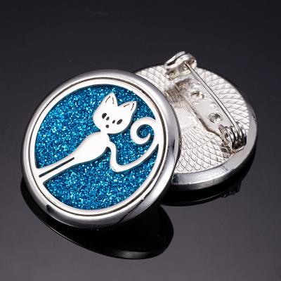 China Hot Fashion Trendy Cat Aromatherapy Brooch Cute Amazon Sale Scent Diffuser Brooch Pin for sale