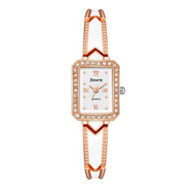 China Elegant Rectangle Stainless Steel Ladies Watch Roman Style Women Diamond Wristwatch Fashion Wholesale Water Resistant for sale