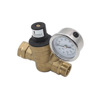 China Brass Adjustable Water Pressure Regulator Water Pressure Reducer With Gauge Water Pressure Regulator Valve for sale