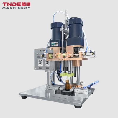 China Food Beverage Bottle Screw Machine Stainless Steel Operation Panel Plastic Capping Screwing Machine for sale