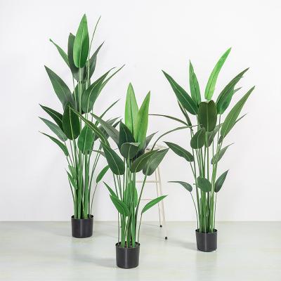 China Contemporary Wholesale Artificial Banana Leaves Tree Bonsai Plant Plastic Green Tropical Plant Artificial Banana Tree For Home Office Decor for sale