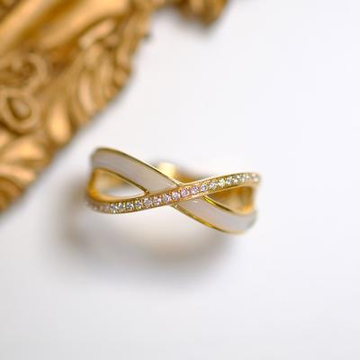 China FASHIONABLE Ring Diamonds And Mother's Special Cross Of Pearl 14K Yellow Gold Wedding Ring for sale